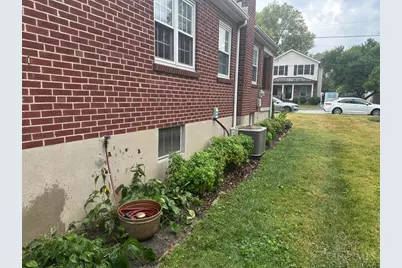 958 Summit Avenue, Glendale, OH 45246 - Photo 17