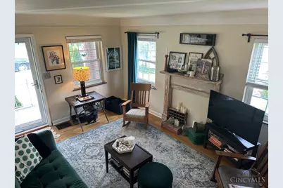 958 Summit Avenue, Glendale, OH 45246 - Photo 3