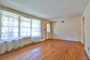 1197 Ronlee Dr, Miami Township, OH 45150 - Photo 7