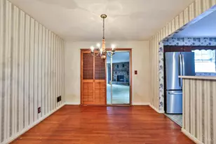 1197 Ronlee Dr, Miami Township, OH 45150 - Photo 13