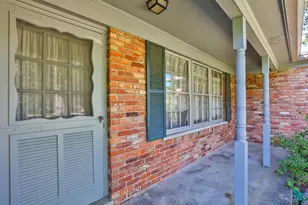 1197 Ronlee Dr, Miami Township, OH 45150 - Photo 3