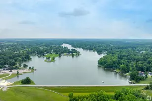 174 Dortmund Dr, Perry Township, OH 45118 - Photo 1