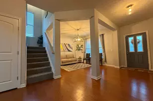 685 Lake View Dr, Union Township, OH 45150 - Photo 9