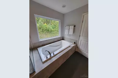 685 Lake View Drive, Union Township, OH 45150 - Photo 37