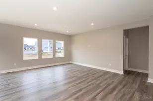 8071 Rock Is Dr, Harrison, OH 45030 - Photo 7