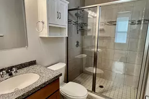 709 E McMillan St, Cincinnati, OH 45206 - Photo 17