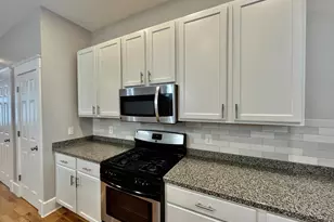 709 E McMillan St, Cincinnati, OH 45206 - Photo 11