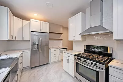 1739 Chase Avenue, Cincinnati, OH 45223 - Photo 19