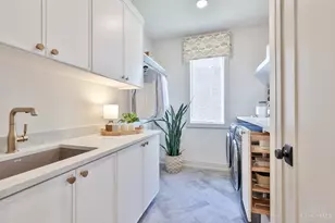 2930 Three Oaks Ln, Cincinnati, OH 45209 - Photo 25