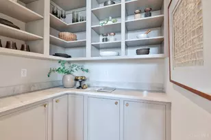 2930 Three Oaks Ln, Cincinnati, OH 45209 - Photo 15