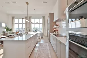 2930 Three Oaks Ln, Cincinnati, OH 45209 - Photo 11