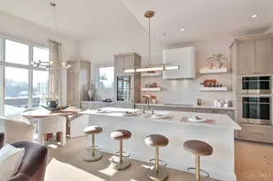 2930 Three Oaks Ln, Cincinnati, OH 45209 - Photo 9