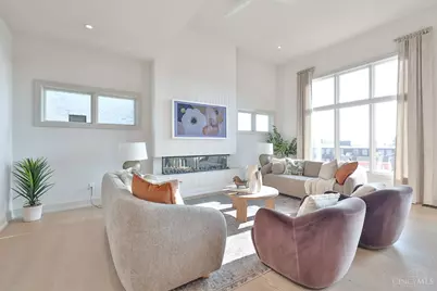 2930 Three Oaks Lane, Cincinnati, OH 45209 - Photo 5