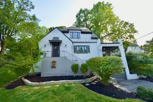 3255 Linwood Ave, Cincinnati, OH 45226 - Photo 1