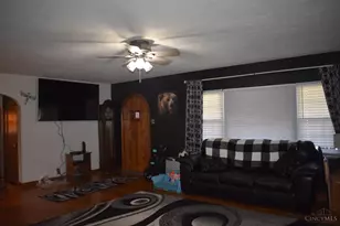 172 N Fairfield St, Leesburg, OH 45177 - Photo 13