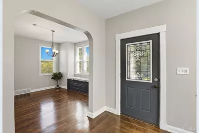 2711 Baker Avenue, Cincinnati, OH 45211 - Photo 3