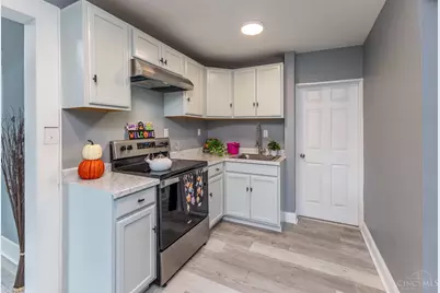 2121 Roosevelt Boulevard, Middletown, OH 45044 - Photo 5