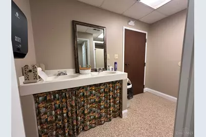 211 Belfast Pike #A, Hillsboro, OH 45133 - Photo 5