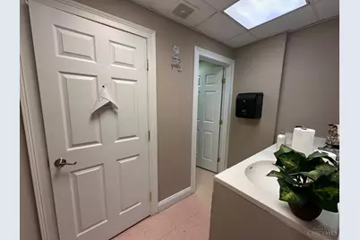 211 Belfast Pike #A, Hillsboro, OH 45133 - Photo 3