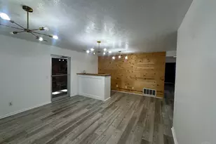 5598 Glenway Ave, Cincinnati, OH 45238 - Photo 3