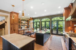 341 Oregon St, Cincinnati, OH 45202 - Photo 23