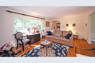 2974 Westbrook Drive, Cincinnati, OH 45238 - Photo 11