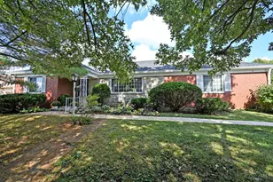 2974 Westbrook Dr, Cincinnati, OH 45238 - Photo 1