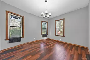 1958 Fairfax Dr, Cincinnati, OH 45207 - Photo 11