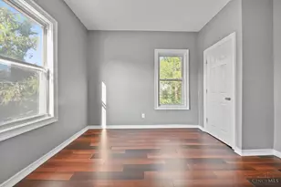 1958 Fairfax Dr, Cincinnati, OH 45207 - Photo 23