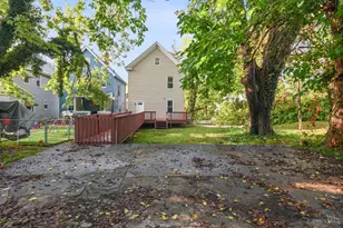 1958 Fairfax Dr, Cincinnati, OH 45207 - Photo 37