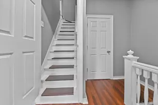 1958 Fairfax Dr, Cincinnati, OH 45207 - Photo 27