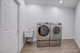 3323 Devonian Dr, Fairfield, OH 45014 - Photo 23