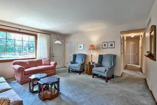 1190 Sugartree Ct, Springfield Township, OH 45231 - Photo 5