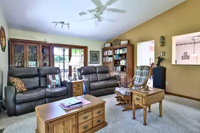 1190 Sugartree Court, Springfield Township, OH 45231 - Photo 9