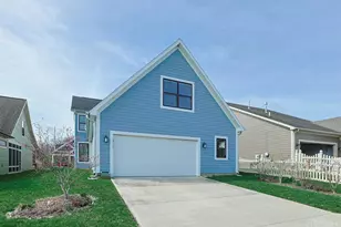 465 Cayman Cir, Tipp City, OH 45371 - Photo 11