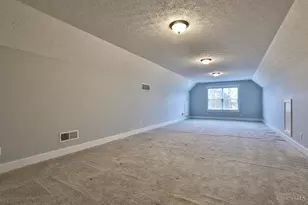 465 Cayman Cir, Tipp City, OH 45371 - Photo 37