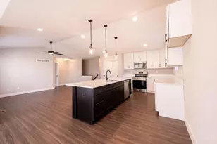 1956 Redbud Dr, Hamilton, OH 45013 - Photo 13