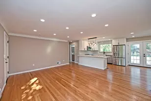 8512 Prilla Ln, Anderson Township, OH 45255 - Photo 9