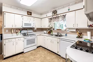 1105 Mockingbird Ln, Turtle Creek Township, OH 45036 - Photo 17