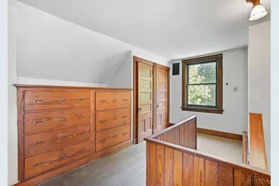 3990 Beechwood Avenue, Cincinnati, OH 45229 - Photo 47