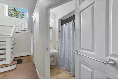 3990 Beechwood Avenue, Cincinnati, OH 45229 - Photo 23