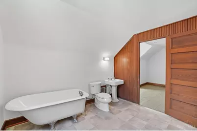 3990 Beechwood Avenue, Cincinnati, OH 45229 - Photo 53