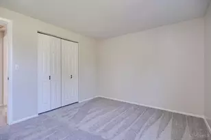 10359 Hawkhurst Dr, Colerain Township, OH 45231 - Photo 11