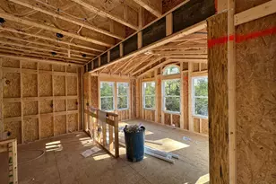 8628 Paisley Dr, Colerain Township, OH 45251 - Photo 3