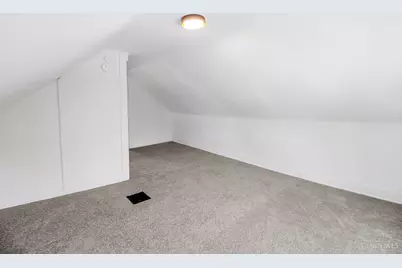 2344 Highland Avenue, Cincinnati, OH 45219 - Photo 19
