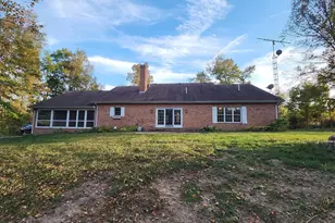 8049 Selph Rd, Liberty Twp, OH 45133 - Photo 3