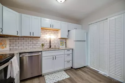 62 Twin Lakes Drive, Fairfield, OH 45014 - Photo 7