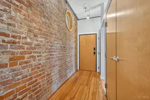 1237 Vine St, Cincinnati, OH 45202 - Photo 5