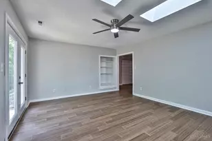 958 Hollytree Dr, Springfield Township, OH 45231 - Photo 13