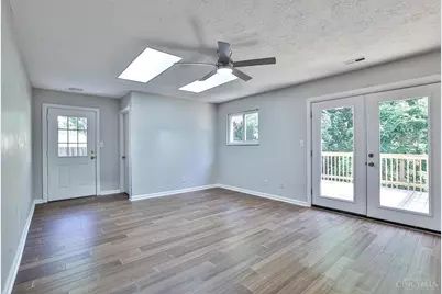 958 Hollytree Drive, Springfield Township, OH 45231 - Photo 11